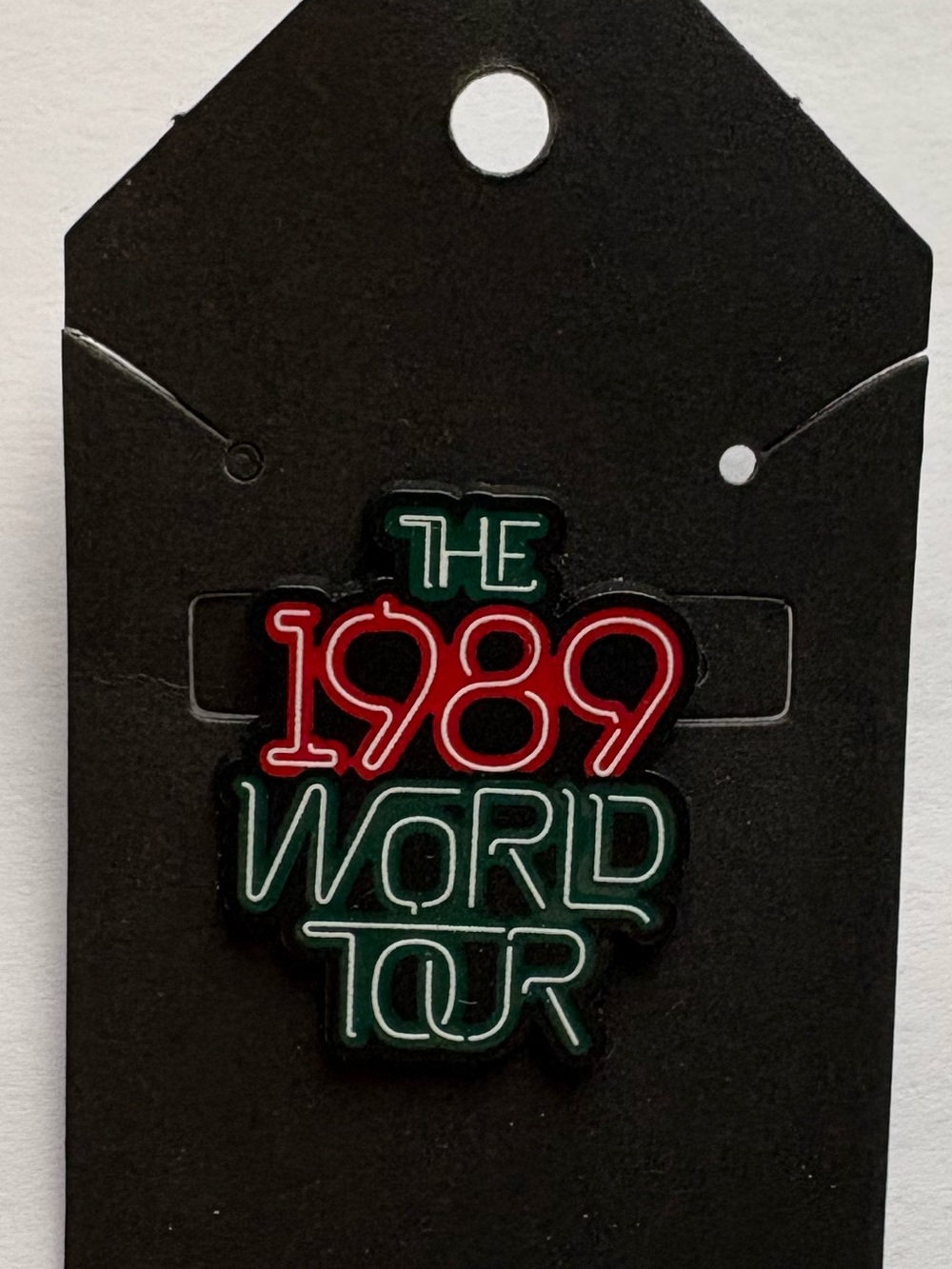 Taylor Swift Inspired Pin Set - Picture 5 of 5